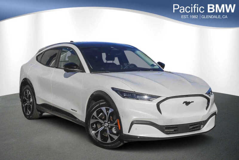 2022 Ford Mustang Mach-E Premium