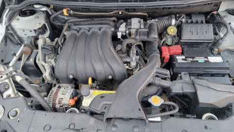 2012 Nissan Versa 1.8 S