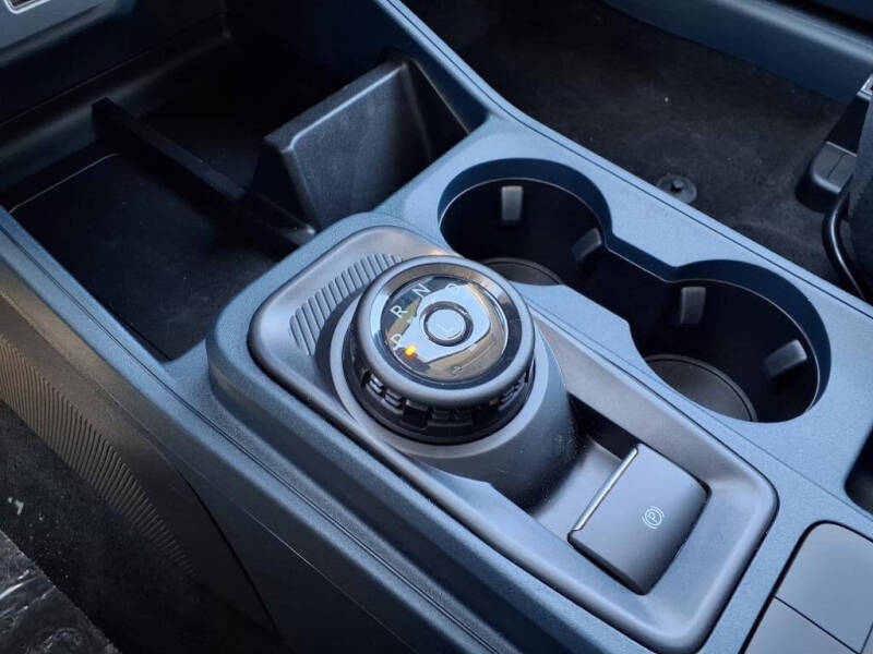 2025 Ford Maverick XL