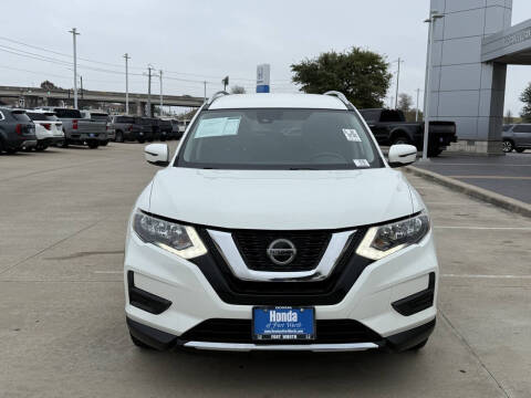 2020 Nissan Rogue S