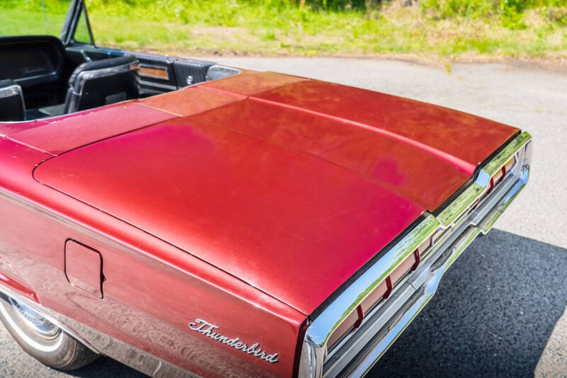 1966 Ford Thunderbird
