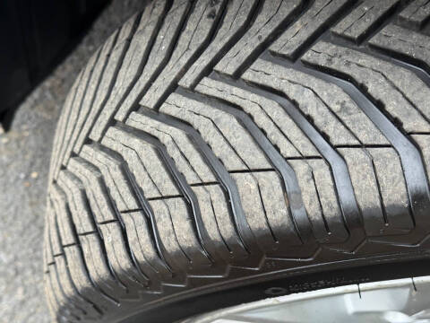 2012 Toyota Prius v Five