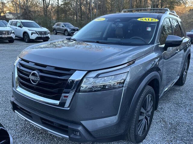 2022 Nissan Pathfinder Platinum