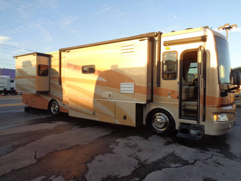 2008 Freightliner XCS Chassis