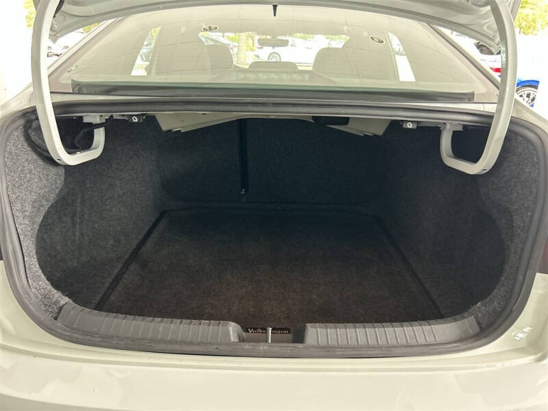 2023 Volkswagen Jetta Sport