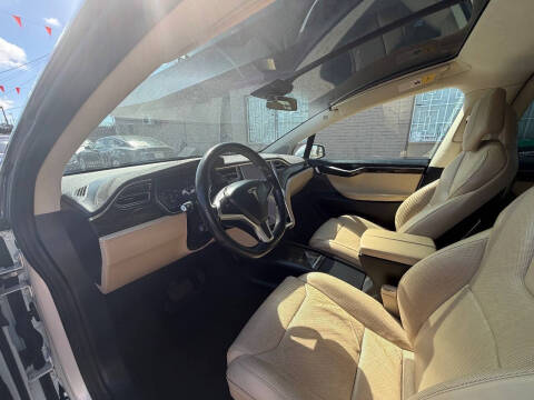 2016 Tesla Model X 90D