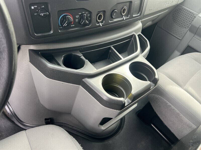 2013 Ford E-Series E-150
