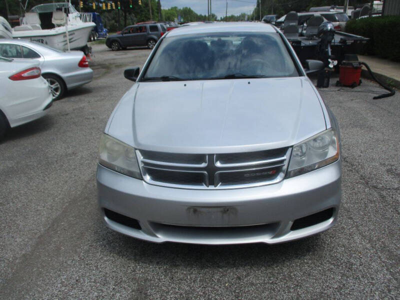2012 Dodge Avenger SE