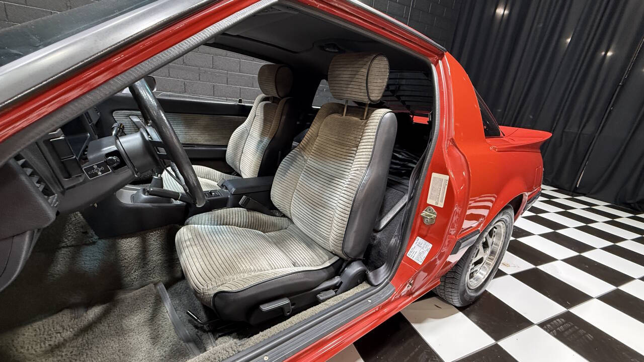 1985 Mazda RX-7 181