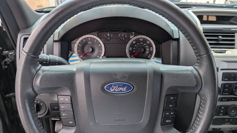 2011 Ford Escape XLT