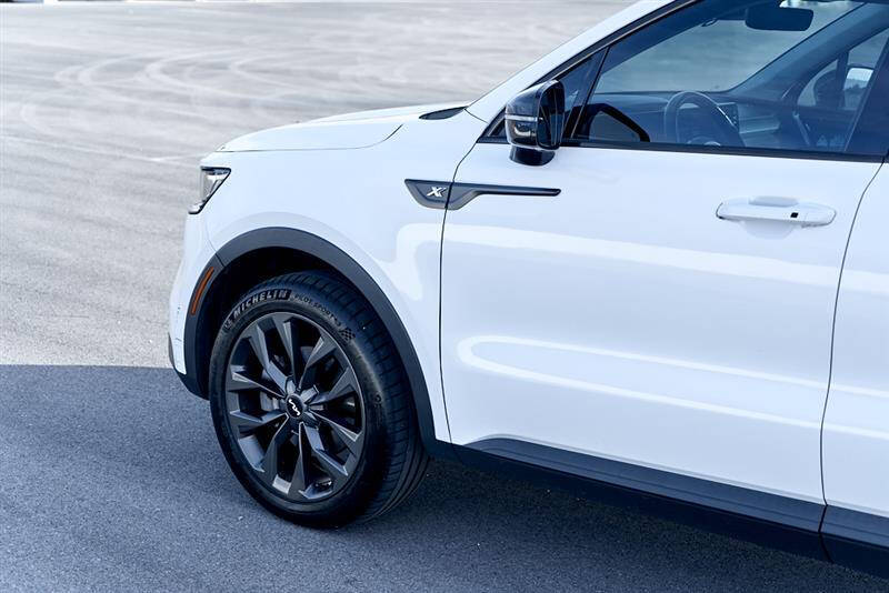 2023 Kia Sorento X-Line EX
