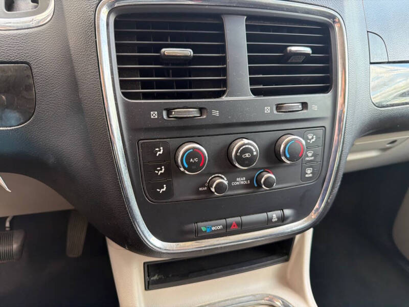 2013 Dodge Grand Caravan SXT