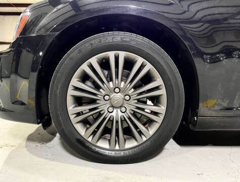 2014 Chrysler 300 C John Varvatos Limited Edition