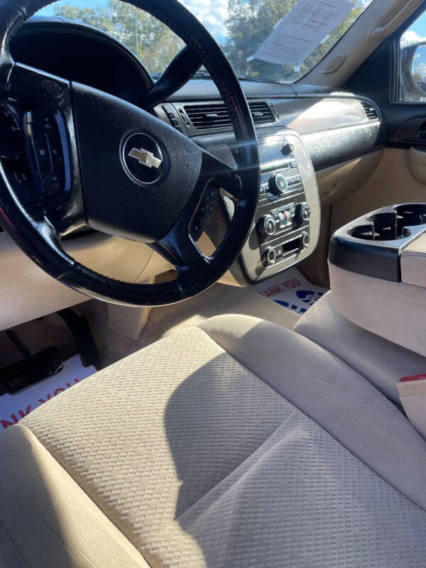 2008 Chevrolet Suburban LS