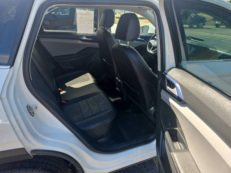 2024 Volkswagen Taos SE