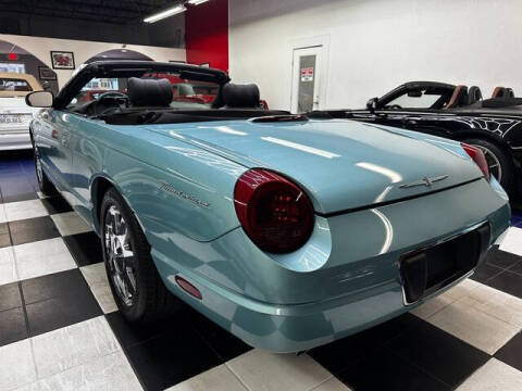 2002 Ford Thunderbird Deluxe