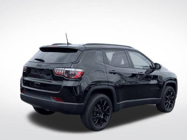 2023 Jeep Compass Altitude
