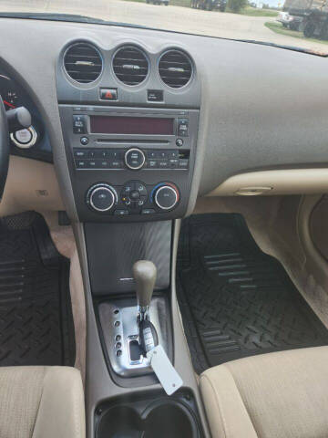 2012 Nissan Altima for sale at Drivers Choice in Bonham TX