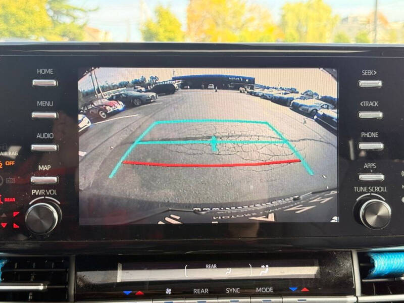 2022 Toyota Sienna XLE 7-Passenger