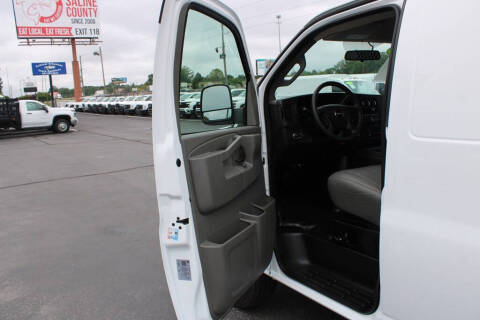 2025 GMC Savana 2500