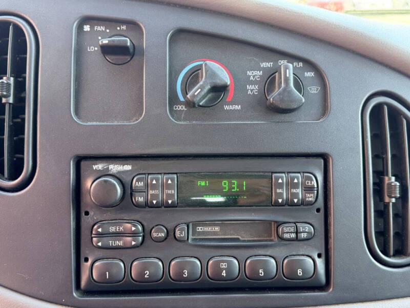 1999 Ford E-Series E-150