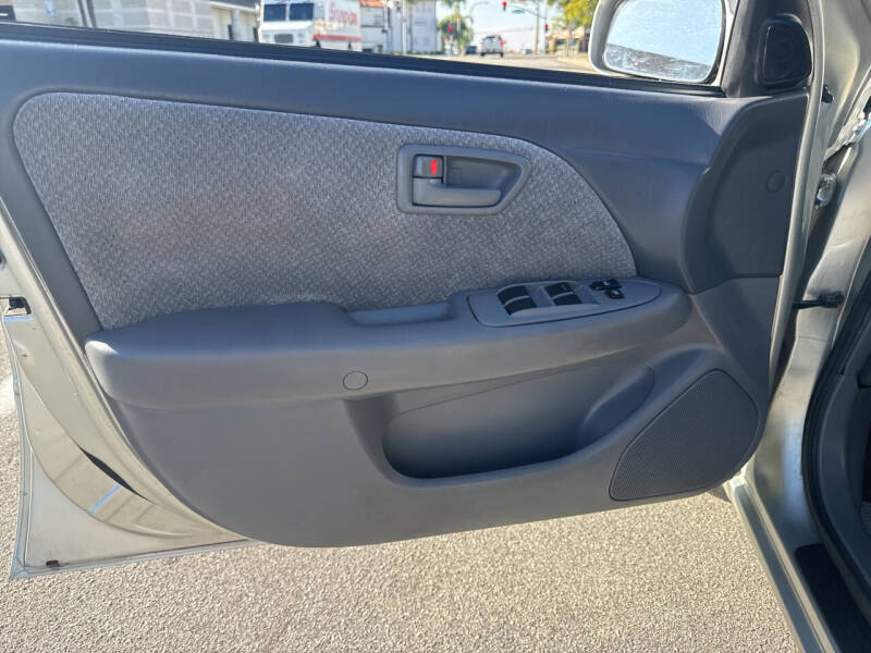 2000 Toyota Camry LE