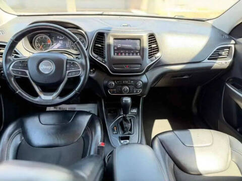 2019 Jeep Cherokee Latitude Plus