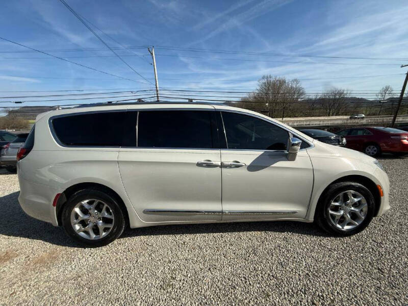 2017 Chrysler Pacifica Limited