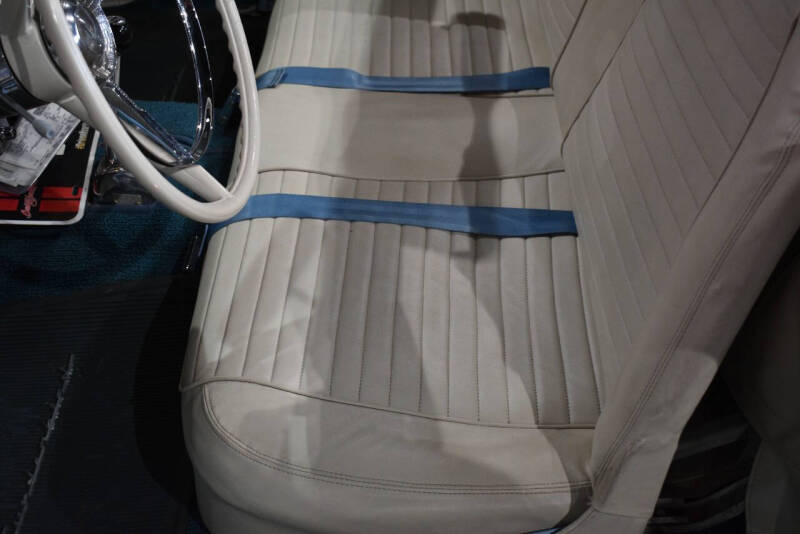 1957 Ford Thunderbird