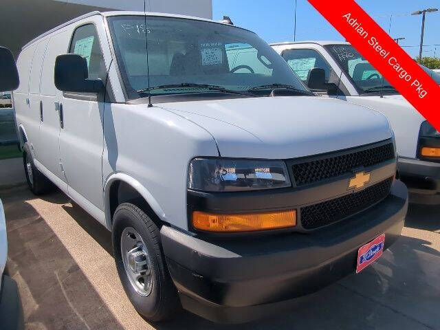 2025 Chevrolet Express 2500