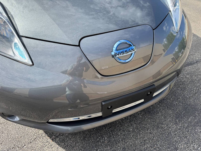 2017 Nissan LEAF SV