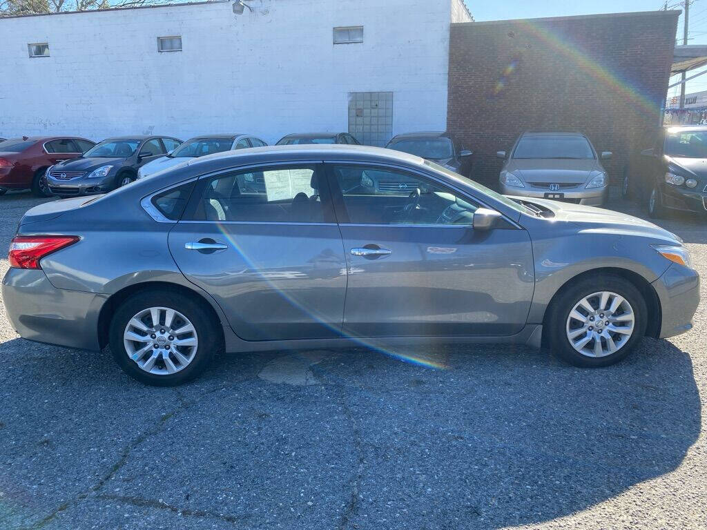 2018 Nissan Altima for sale at Joy Rydez in Goldsboro, NC