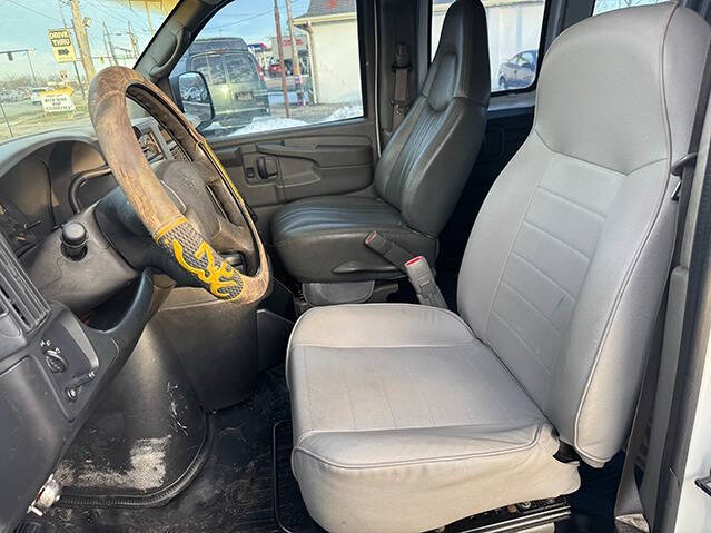 2004 Chevrolet Express 2500