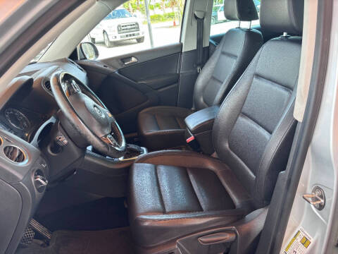 2015 Volkswagen Tiguan S