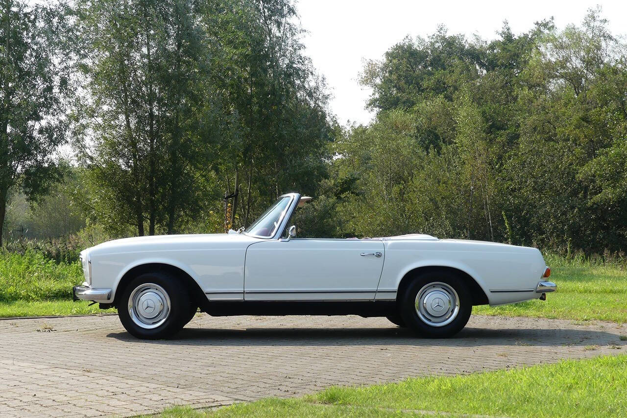 1968 Mercedes-Benz 280SL for sale at Flemingstoke in Costa Mesa, CA