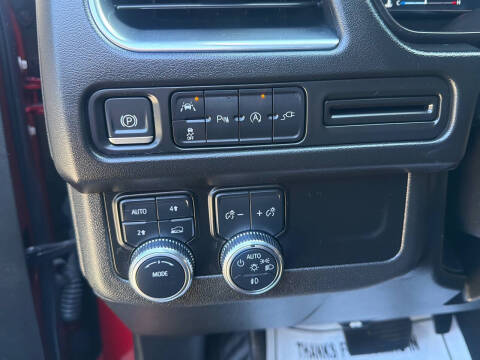 2022 GMC Yukon SLE