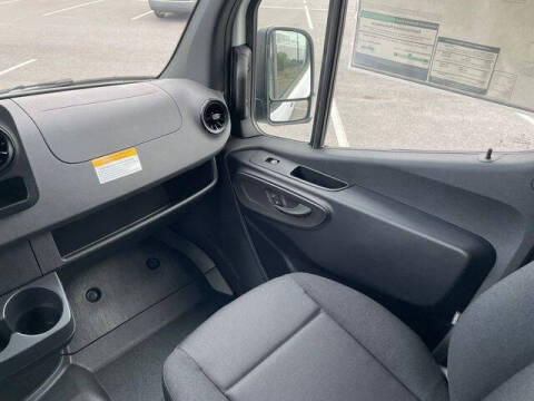 2025 Mercedes-Benz Sprinter 2500