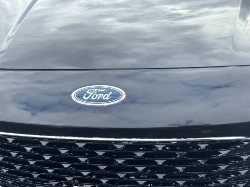 2020 Ford Escape SEL