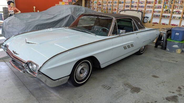 1963 Ford Thunderbird