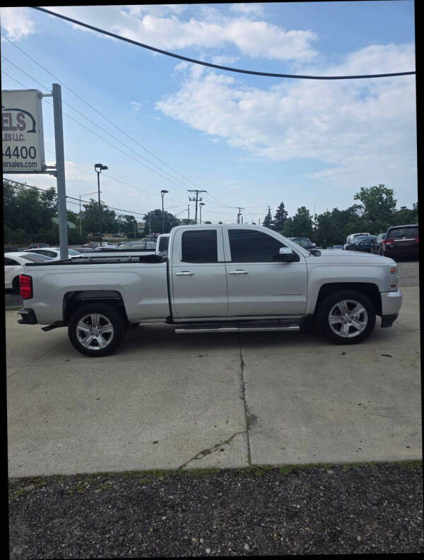 2018 Chevrolet Silverado 1500 Custom
