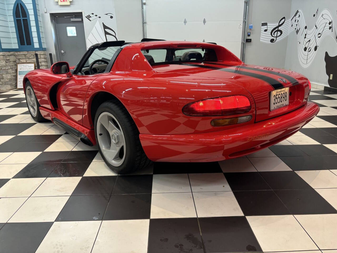 1994 Dodge Viper 17