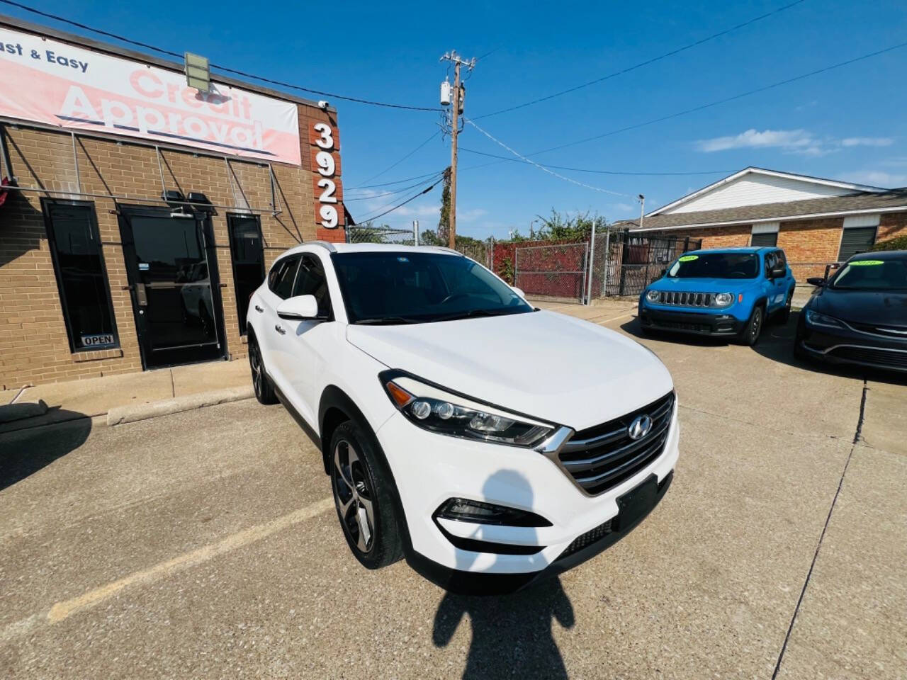 2016 Hyundai TUCSON for sale at Drive Way Autos in Garland, TX