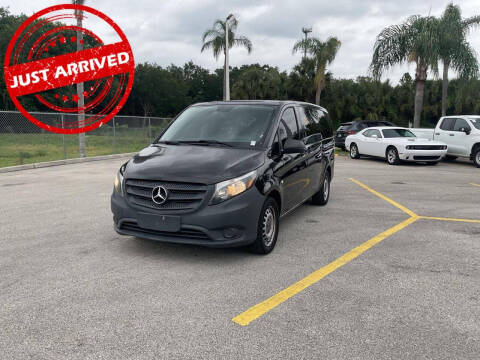 2019 Mercedes-Benz Metris Worker Passenger