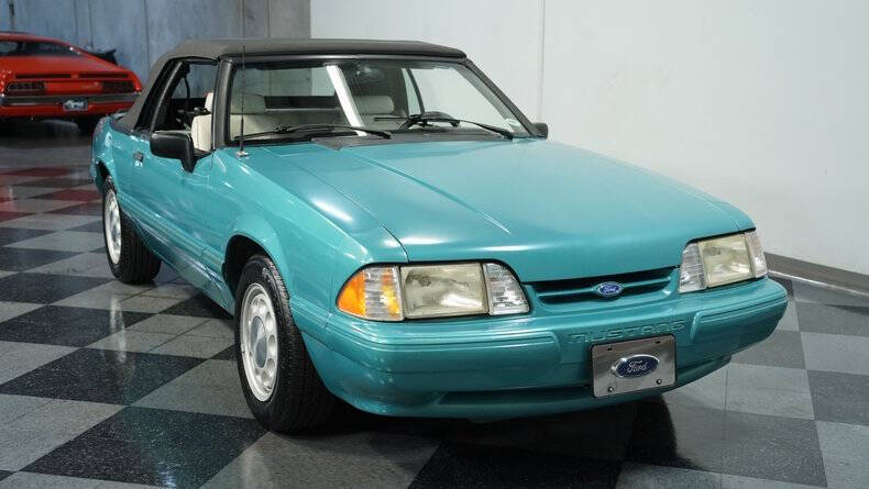 1992 Ford Mustang LX
