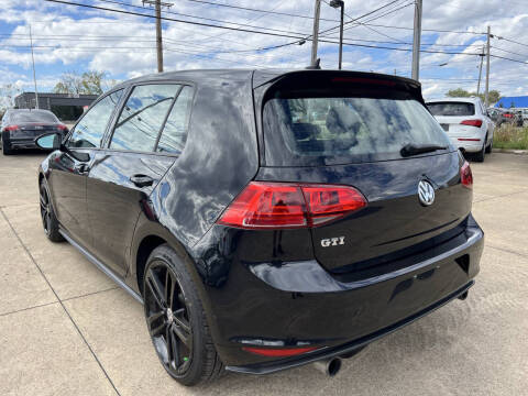 2017 Volkswagen Golf GTI S