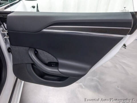 2022 Tesla Model S Plaid