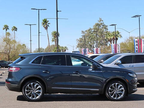 2022 Lincoln Nautilus Reserve