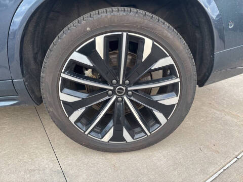 2025 Volvo XC90 B6 Plus Bright Theme 7P