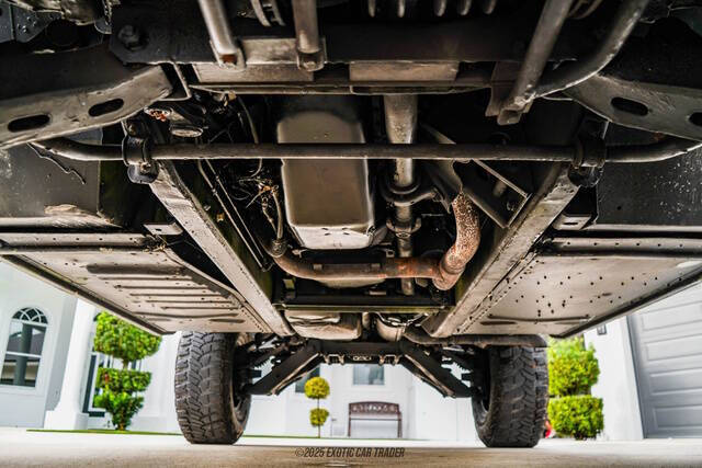 2001 AM General Hummer