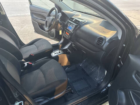 2022 Mitsubishi Mirage G4 ES